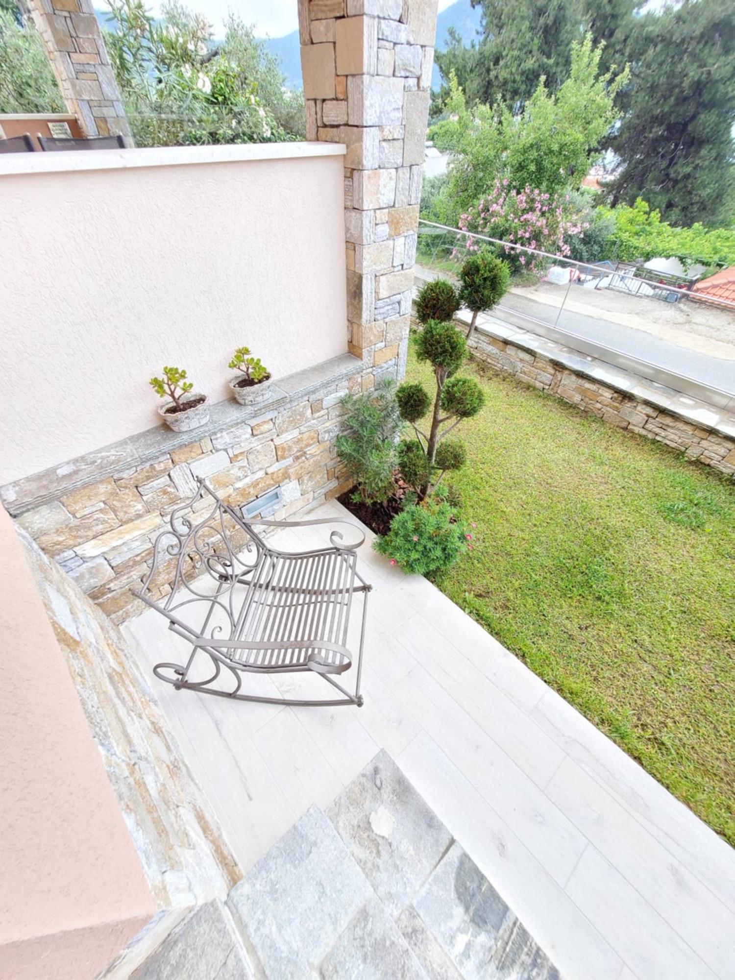 Appartement Deluxe Dina à Skala Potamia  Extérieur photo