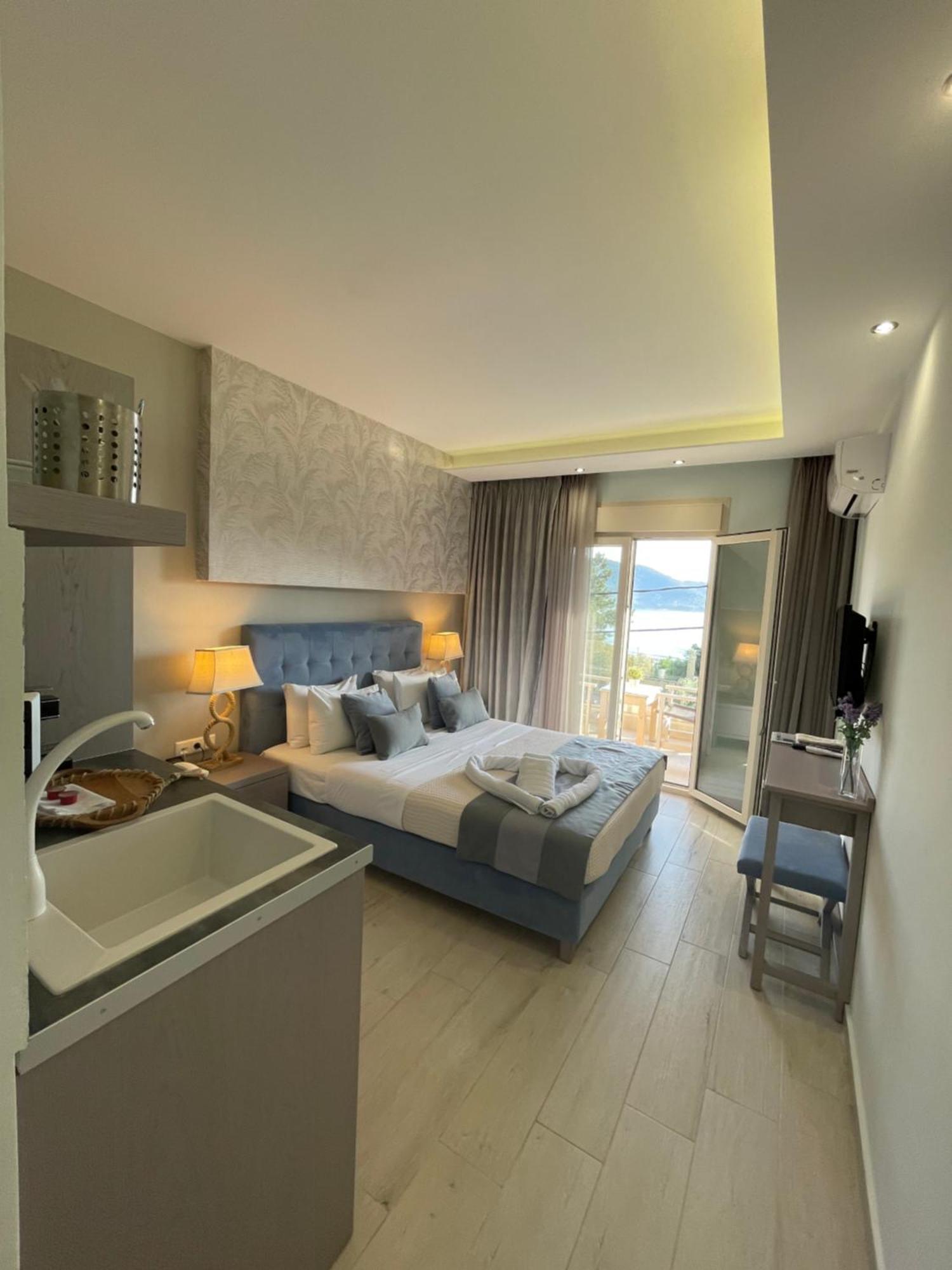 Appartement Deluxe Dina à Skala Potamia  Extérieur photo
